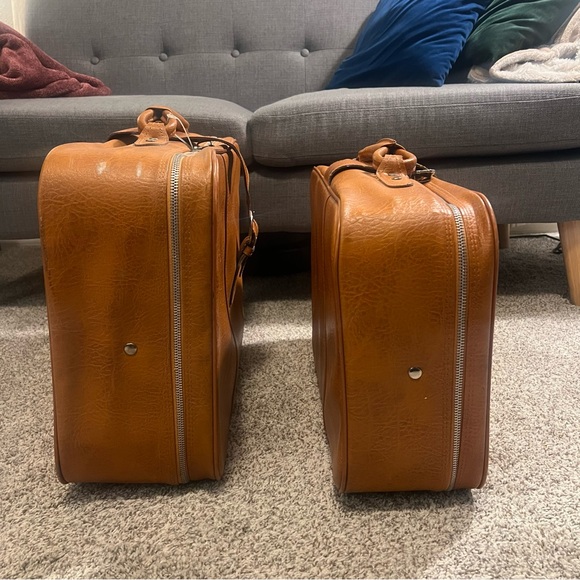 Vintage Cognac Leather Luggage Suitcase Set of 2 - Picture 6 of 10